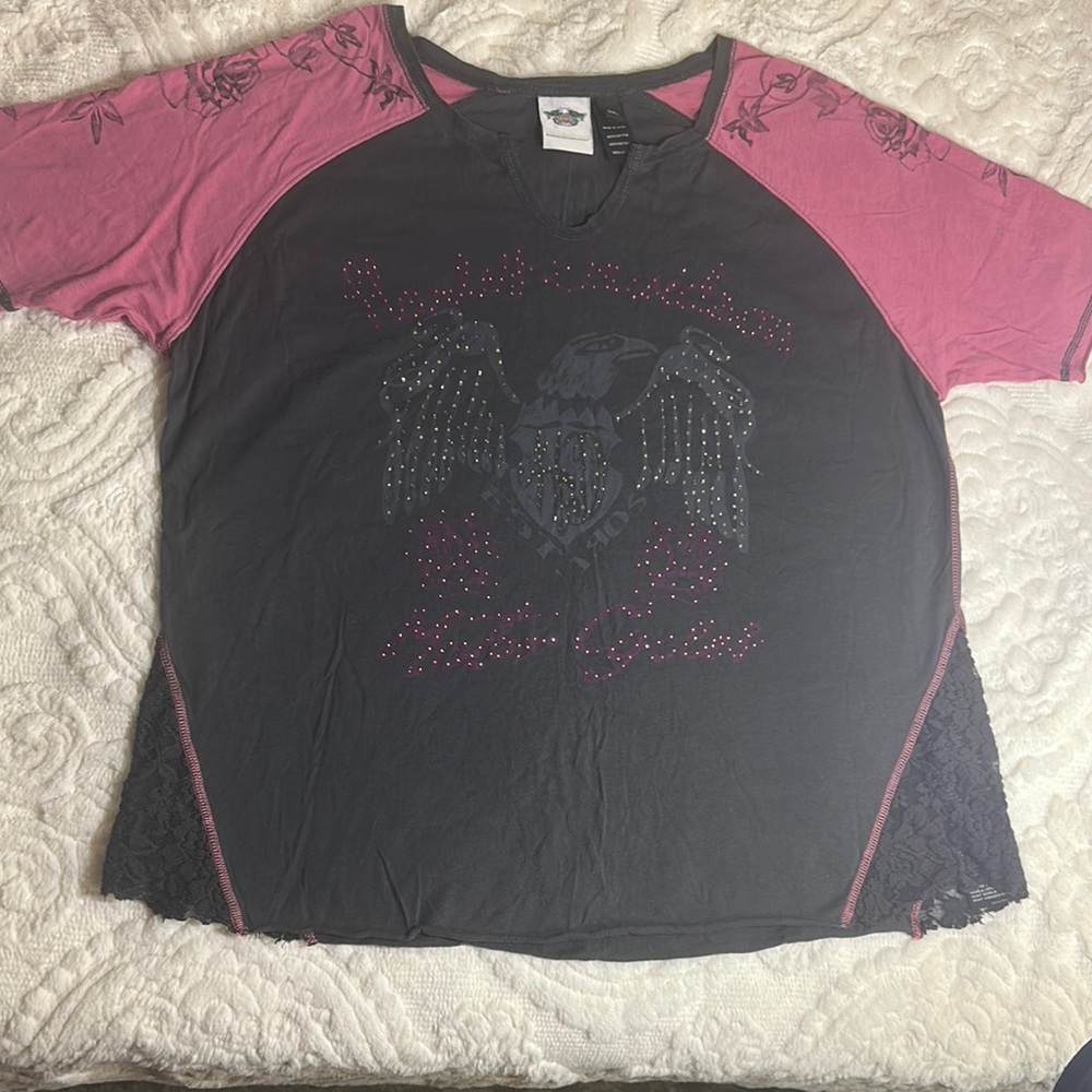 Harley Davidson Motorcycles genuine motor clothes Pink and Gray Graphic T-Shirt